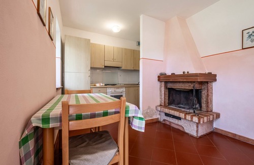 Sorano Apartment | Apartment 'Porcilaia' with Shared Pool, Private Terrace and Shared Garden