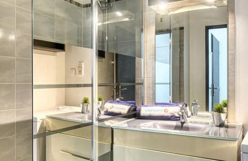 Frejus Plage Apartment | Apartment Port d'Attache-9 by Interhome
