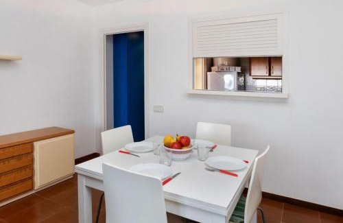 L'Escala Apartment | Apartment Port L'escala-1 by Interhome