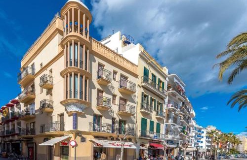 Sitges Town Center Apartment | Apartment Primer de Maig by Interhome
