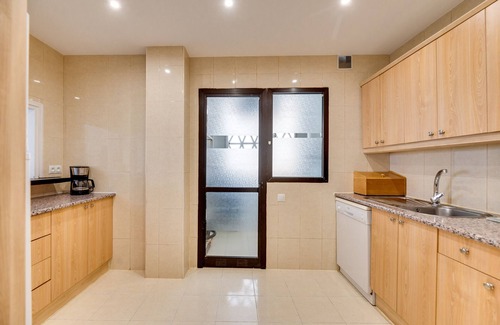 Puerto Banus Apartment | Apartment 'Puerto Banus3 Sandy Beachside' with Shared Pool and Air Conditioning