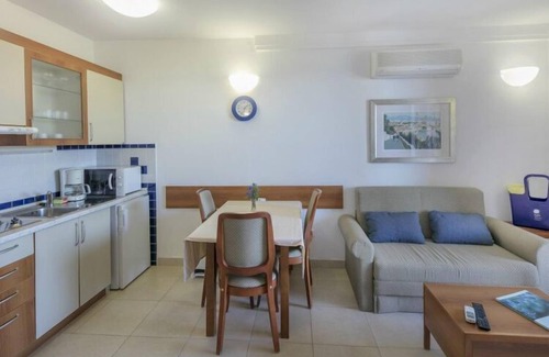 Veli Losinj Apartment | Apartment Punta in Veli Losinj with pools