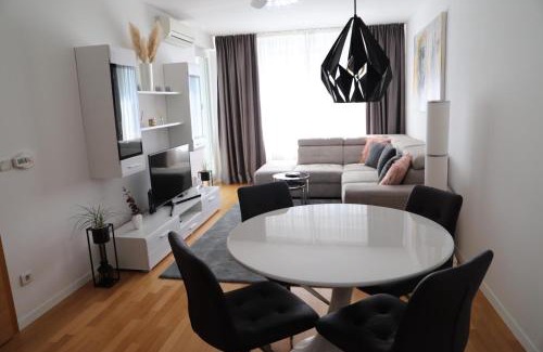 Novi Zagreb Apartment | Apartment Queen