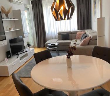 Novi Zagreb Apartment | Apartment Queen