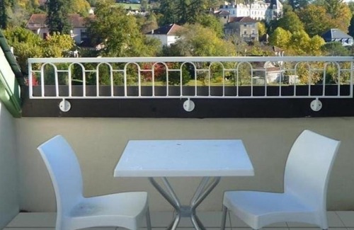 Salies-de-Bearn Apartment | Apartment Résidence de la source 56