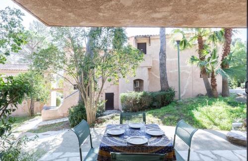 Boulouris-sur-Mer Apartment | Apartment Résidence Les Jardins d'Azur-5 by Interhome