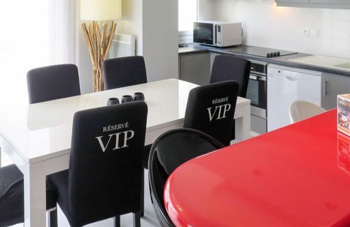 Soorts-Hossegor Apartment | Apartment Résidence Plage Centrale (HOS205) in Hossegor - 6 persons, 2 bedrooms