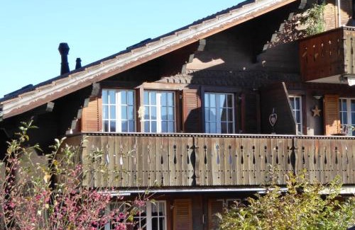 Zweisimmen Apartment | Apartment Résidence Sonnegg - Herrli by Interhome