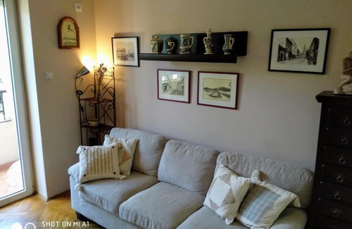Grbavica Apartment | Apartment Rada