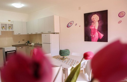 Balestrate Apartment | Apartment 'Residence Le Magnolie 4 - Piano T' with Sea View, Wi-Fi and Air Conditioning