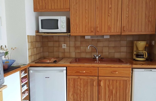 Arzon Apartment | Apartment residence with swimming pool and balcony