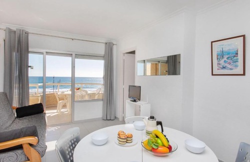 Els Griells Apartment | Apartment Residencial Manureva V by Interhome