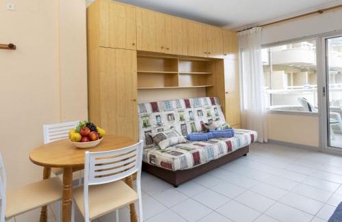 Els Griells Apartment | Apartment Residencial Manureva II by Interhome