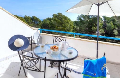 L'Escala Apartment | Apartment Residencial Magda Park by Interhome