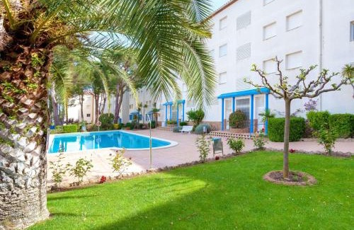 L'Escala Apartment | Apartment Residencial Magda Park by Interhome
