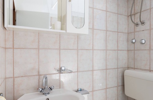 Banici House | Apartment & Rooms Villa Katarina - Double Room with Shared Balcony 3