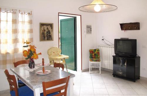 Rossi Apartment | Apartment Rosa by Interhome