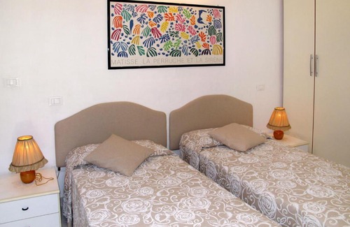 Rossi Apartment | Apartment Rosa by Interhome