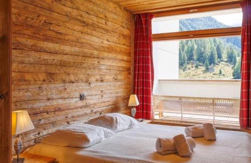 Noveli Apartment | Apartment Rosablanche D Attique by Interhome