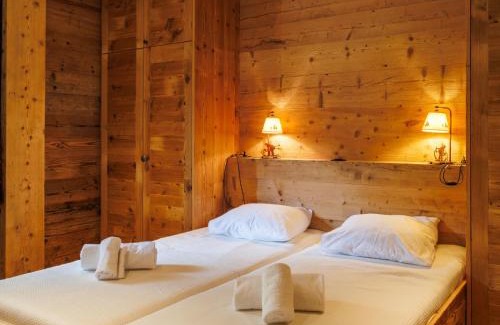 Noveli Apartment | Apartment Rosablanche D Attique by Interhome