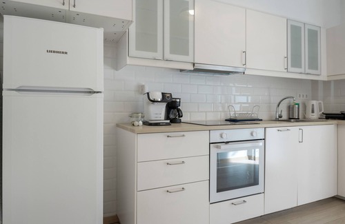 New Kypseli Apartment | Apartment 'S K Free Indoor Parking' with Balcony, Wi-Fi and Air Conditioning