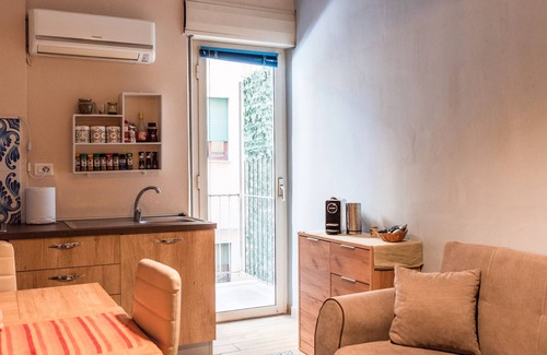 Agrigento Apartment | Apartment 'San Vito 9 B - Agrigento' with Balcony, Wi-Fi and Air Conditioning