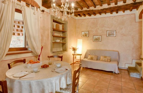 Pescia Apartment | Apartment Santa Margherita-1 by Interhome