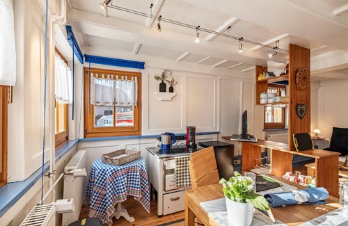 Balingen House | Apartment 'Schuler-Haus' with Shared Terrace close to Burg Hohenzollern