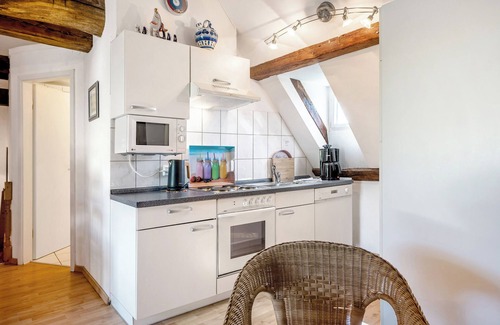 Maring-Noviand Apartment | Apartment 'Schwalbennest Auf Dem Weingut' with Shared Terrace, Shared Garden and Wi-Fi