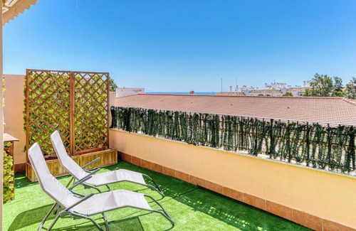 Arroyo de la Miel Apartment | Apartment 'Sea Views - 2 Bedrooms' with Shared Pool, Wi-Fi and Air Conditioning