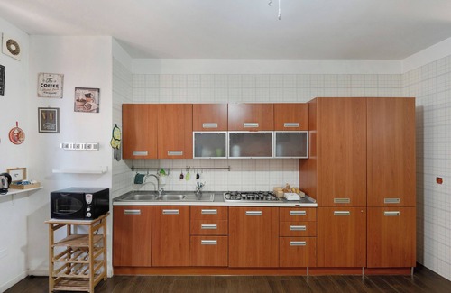 Vietri sul Mare Apartment | Apartment 'Seaside House Vietri' with Sea View, Wi-Fi and Air Conditioning