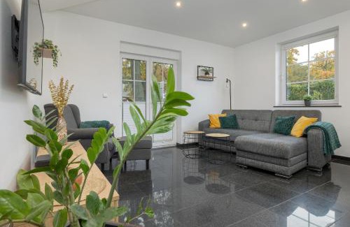 Swinoujscie Apartment | Apartment "Senko" with Garden, close to Nature Reserve by Noclegi Renters
