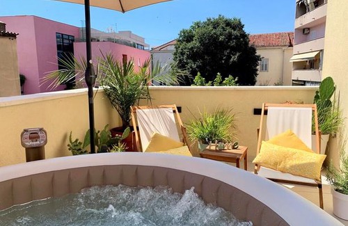 Split Apartment | Apartment Shiny Love