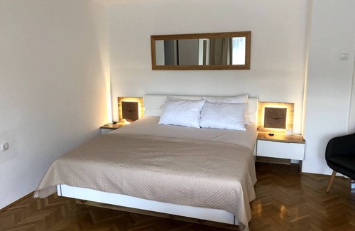 Maribor Apartment | Apartment on the riverfront in a quiet location