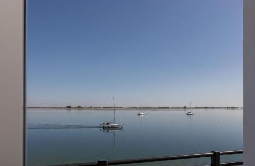 Sint-Annaland Apartment | Apartment Sint Annaland with Marina Views