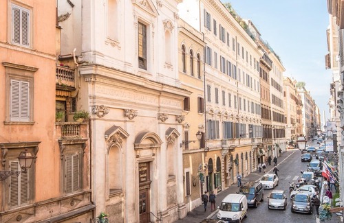 Rione III Colonna Apartment | Apartment Sistina Enchanting One Bedroom B