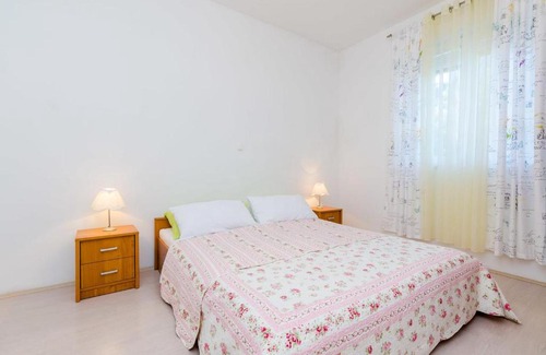Krucica Apartment | Apartment Sladjenovici 9012a