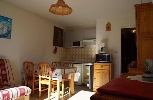Saint-Sorlin-d'Arves Apartment | Apartment sleeps 4 quiet resort Saint Sorlin d'Arves