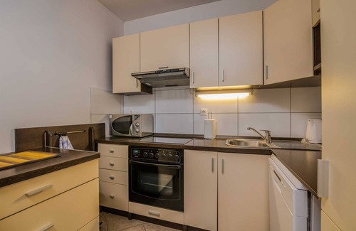 Cizici Apartment | Apartment Šop with balcony