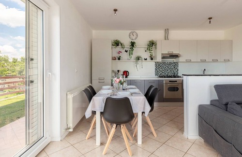 Koper Apartment | Apartment souranded by forest with the sea view-A