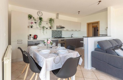 Koper Apartment | Apartment souranded by forest with the sea view-A