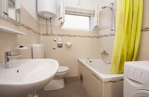 Sibenik Apartment | Apartment Spacious & Seaview