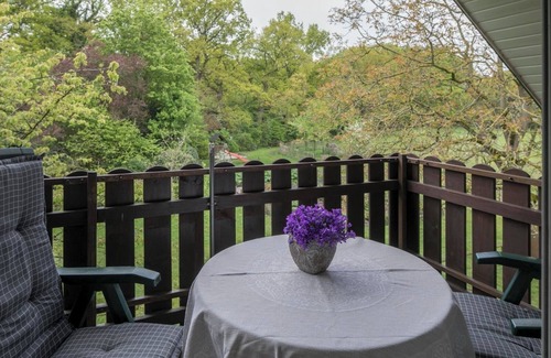 Aschhauserfeld Apartment | Apartment-Standard-Private Bathroom-Balcony