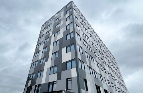 West Bromwich Apartment | Apartment-Standard-Valley view