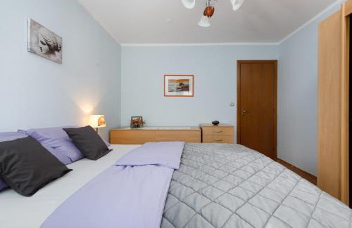 Split Apartment | Apartment Stay By Me