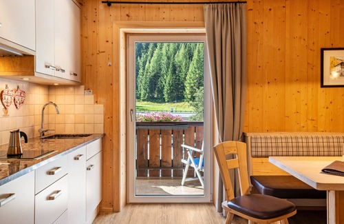 Selva di Val Gardena Apartment | Apartment "Stoffelapartments - Marie" with Mountain View, Shared Terrace & Wi-Fi