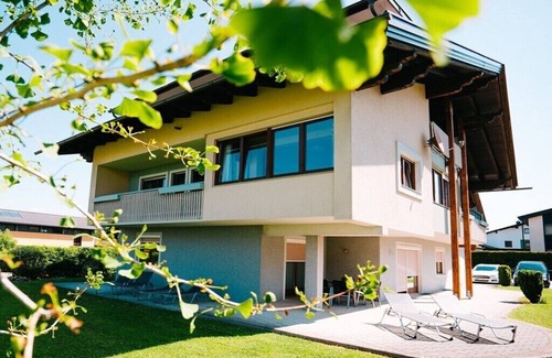 Faak am See House | Apartment Suite in Villa Karglhof (incl. 3 bedrooms, 2 bathrooms)