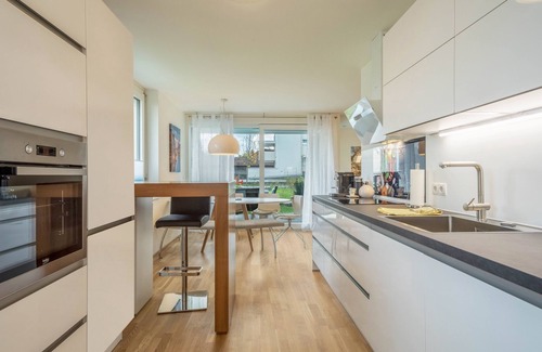 Bregenz Apartment | Apartment "Sunny" with Mountain View, Wi-Fi & Private Terrace