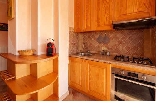 San Pantaleo Apartment | Apartment 'Sunset San Pantaleo' with Private Terrace, Wi-Fi and Air Conditioning