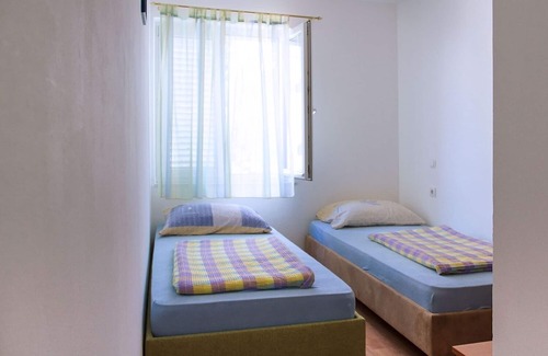 Povljana Apartment | Apartment Super - 50 m from pebble beach: A5 Anja - 1.kat(2+2) - Povljana, Island Pag, Croatia